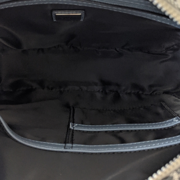 Guess bag - Picture 4 of 4